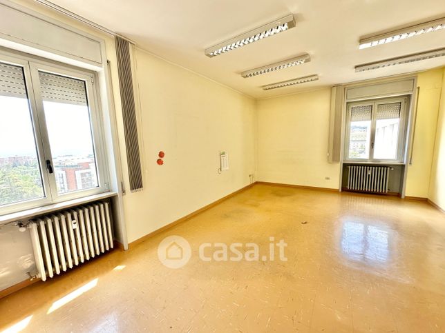Ufficio in commerciale in Corso Giuseppe Mazzini 20
