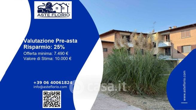 Box/posto auto in residenziale in Via Leonardo Da Vinci