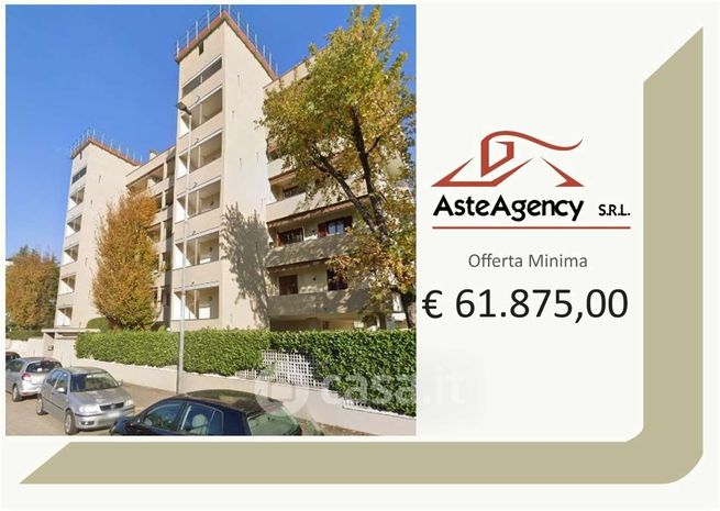 Appartamento in residenziale in Via Don Carlo Mezzera 2