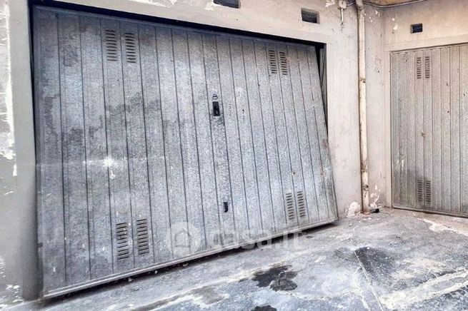 Box/posto auto in residenziale in Piazza Castello