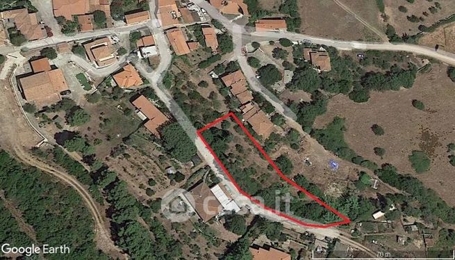 Terreno edificabile in residenziale in Via Baronia