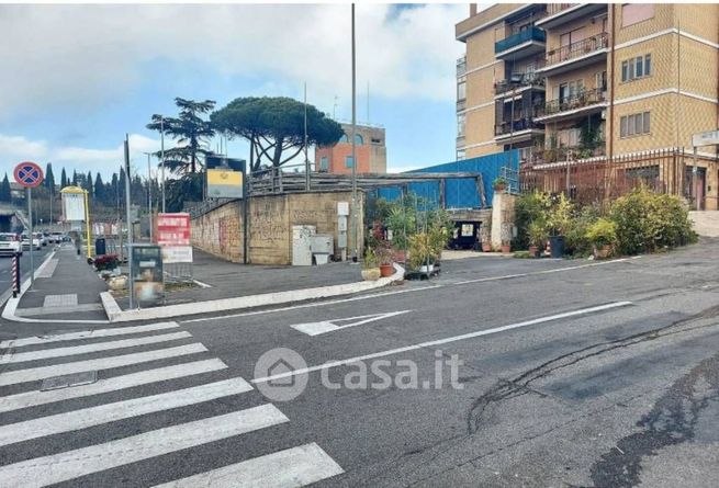 Garage/posto auto in residenziale in Via Silvio Antoniano