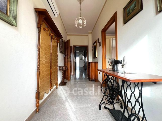 Casa indipendente in residenziale in Via Tevere 33