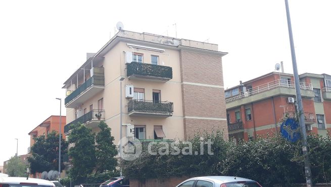 Appartamento in residenziale in Via Felice Bisleri 50