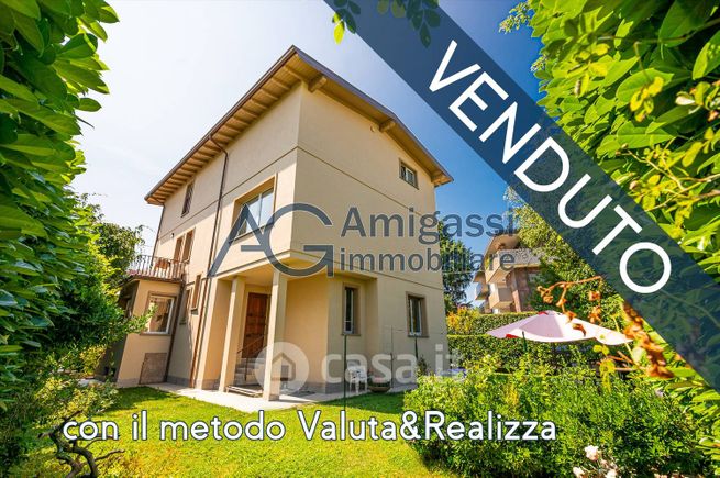 Appartamento in residenziale in Via Nicostrato Castellini