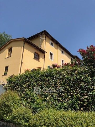 Rustico/casale in residenziale in 