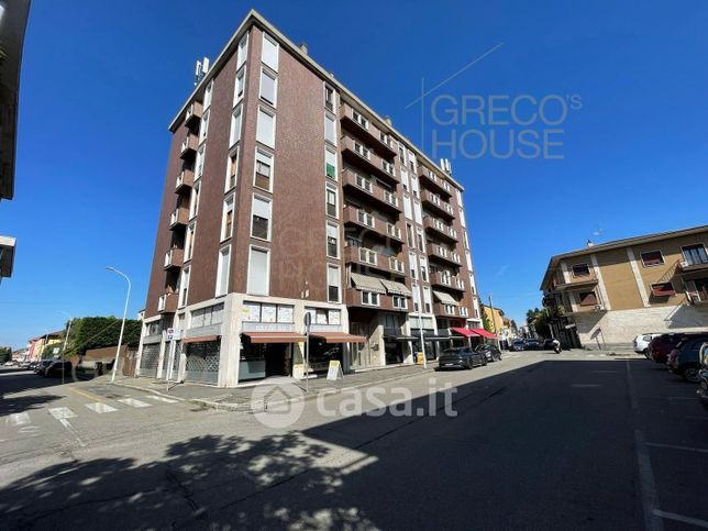 Ufficio in commerciale in Via Milazzo
