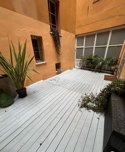 Appartamento in residenziale in Via Savenella