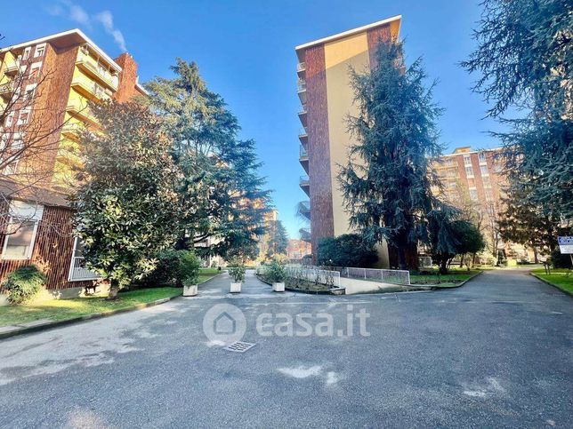 Appartamento in residenziale in Via Lattanzio 16