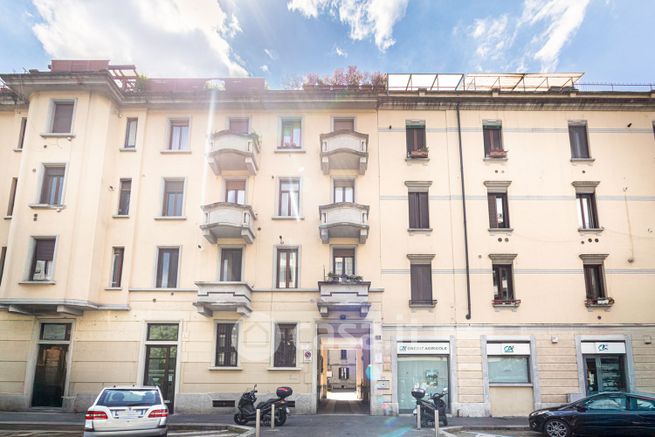 Appartamento in residenziale in Via Francesco Arese 7