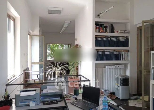 Villa in residenziale in 