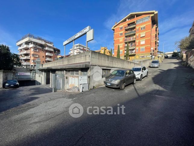 Garage/posto auto in residenziale in Via Giulia Molino Colombini 8