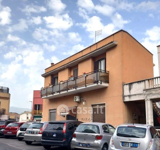 Negozio/locale commerciale in commerciale in Corso Italia 50