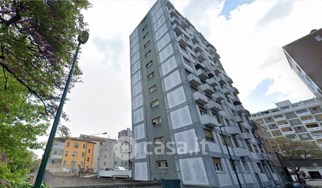 Appartamento in residenziale in Via Milano 11