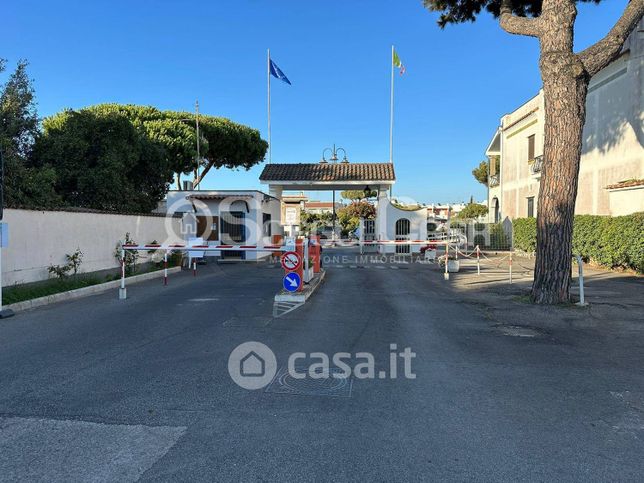 Appartamento in residenziale in Via dei Condor
