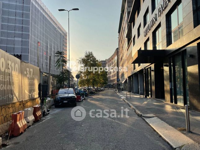 Garage/posto auto in residenziale in Via Santa Sofia 8