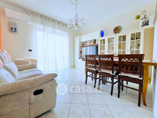 Appartamento in residenziale in Via Ludovico Giordano 6