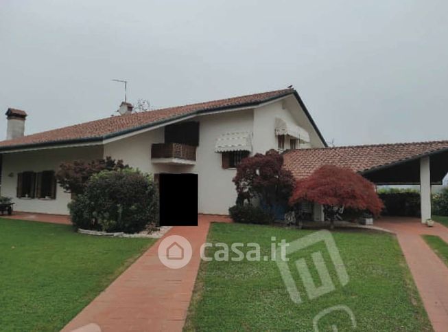 Villetta a schiera in residenziale in Via Verdi 17