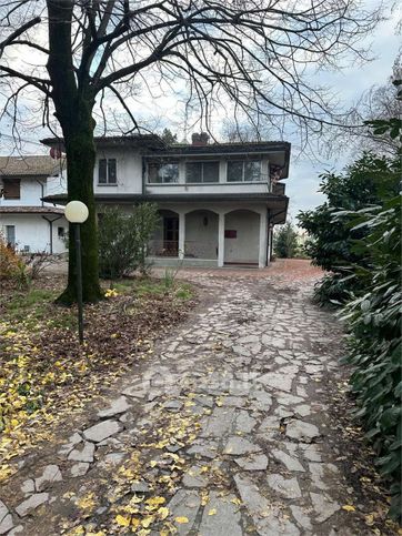 Villetta a schiera in residenziale in Via Cassola di Sopra 2