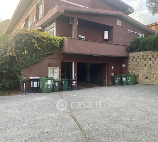 Box/posto auto in residenziale in Via Carlo Marchionni