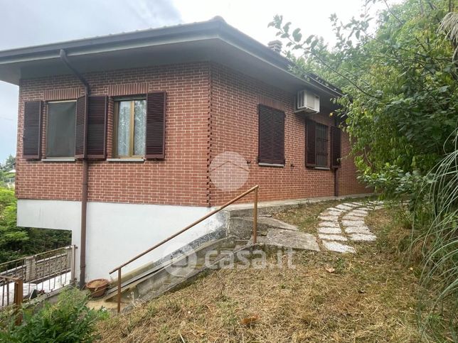 Villa in residenziale in Strada Bricco Gianotti