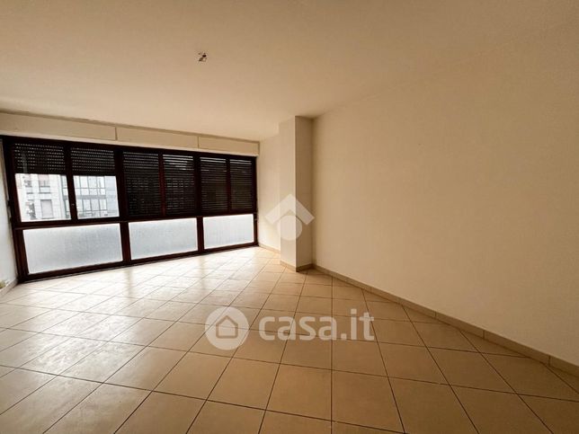 Ufficio in commerciale in Corso Martiri della Liberazione 45