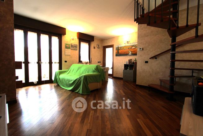 Appartamento in residenziale in Via Torino 113 a