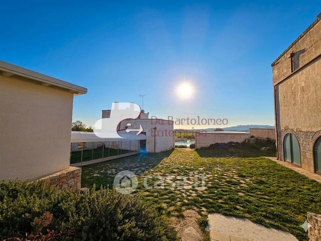 Rustico/casale in residenziale in 