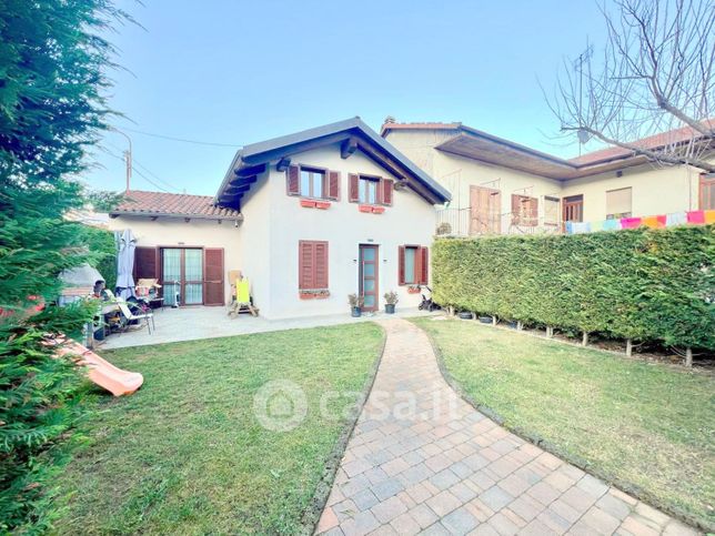 Casa indipendente in residenziale in Via Grignetto 21