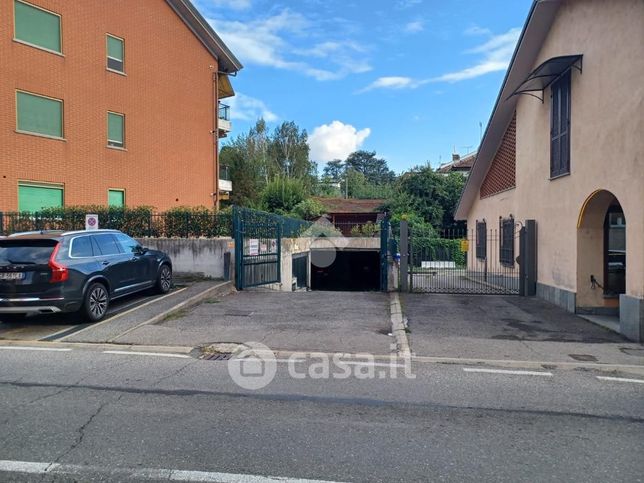 Garage/posto auto in residenziale in Via Benedetto Croce 10