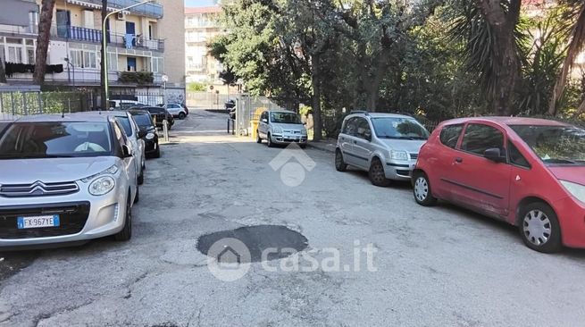 Garage/posto auto in residenziale in Via Giuseppe Marotta 23