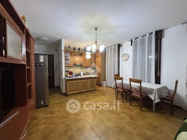 Appartamento in residenziale in Via Trilussa 5000