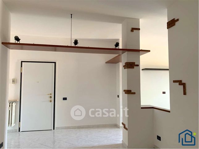 Appartamento in residenziale in Via Monte Nero 20