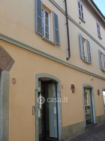 Ufficio in commerciale in Via Sant'Ambrogio 6