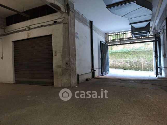 Garage/posto auto in residenziale in Piazza Pietro Merolli