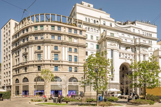 Ufficio in commerciale in Via Cesare Beccaria 4