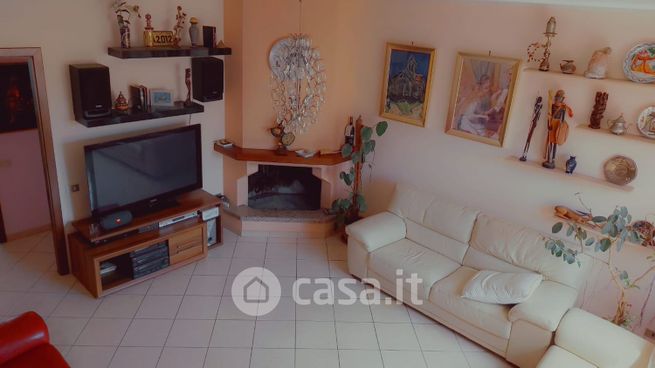 Appartamento in residenziale in Via Giuseppe Giusti