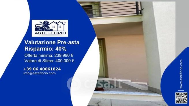 Ufficio in commerciale in Via dei Girasoli 21