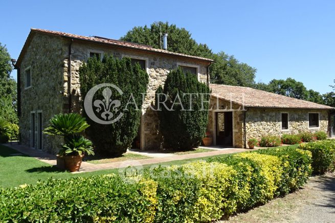 Rustico/casale in residenziale in Strada Senza Nome