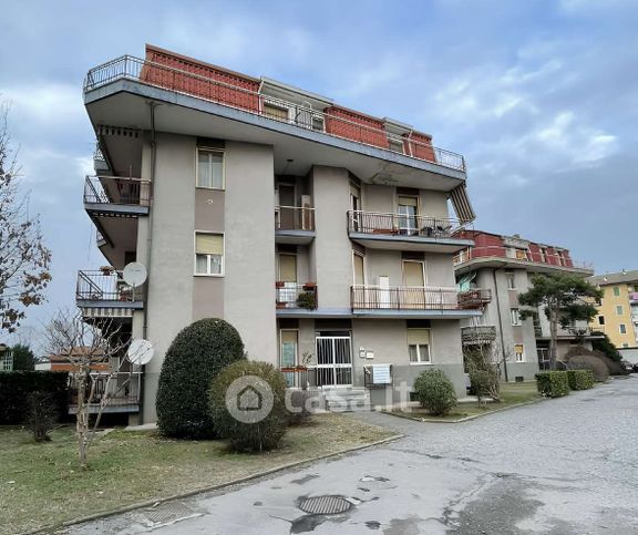 Appartamento in residenziale in Via E. Villoresi 33