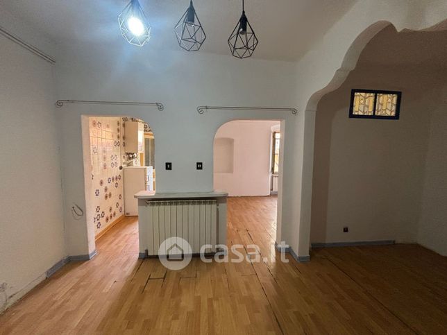 Appartamento in residenziale in Via Des Geneys
