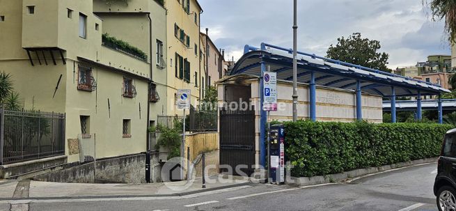 Garage/posto auto in residenziale in Corso Baldovino Bigliati