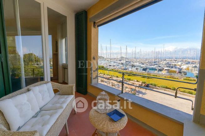 Appartamento in residenziale in Via Cala del Pozzo 10