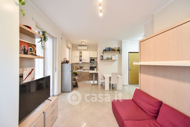 Appartamento in residenziale in Via Albenga 13