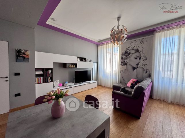 Appartamento in residenziale in Piazza C.L.N. 222