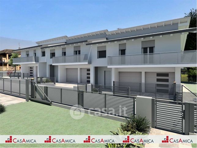 Villetta a schiera in residenziale in Viale Papa Giovanni XXIII