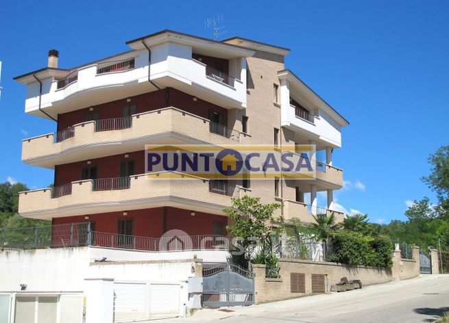 Appartamento in residenziale in Viale della Resistenza 73