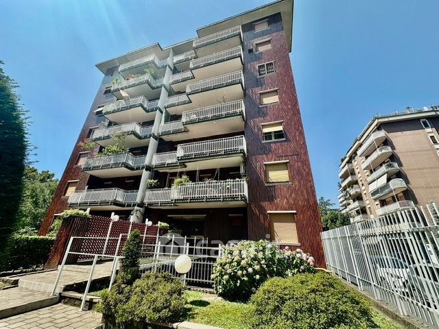 Appartamento in residenziale in Via Arzaga 15