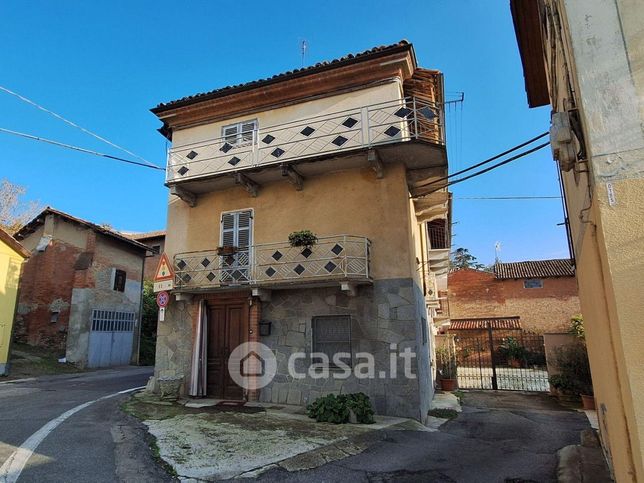 Casa indipendente in residenziale in Via Cavour 19