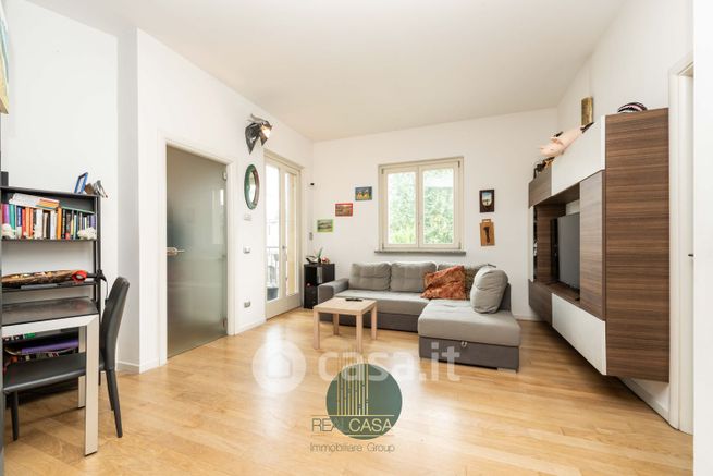 Appartamento in residenziale in Via Valassina 109